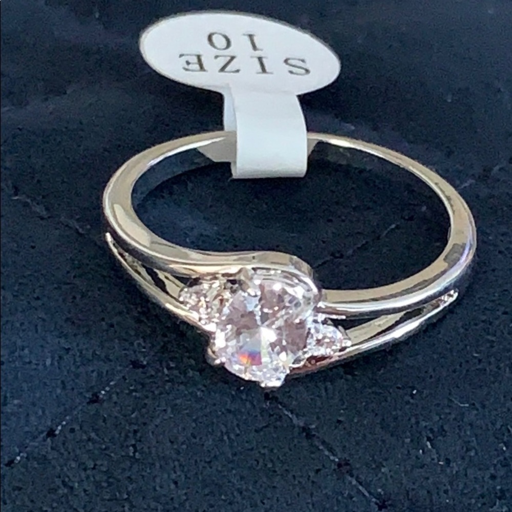 Beautiful ring ❤️💍sz10